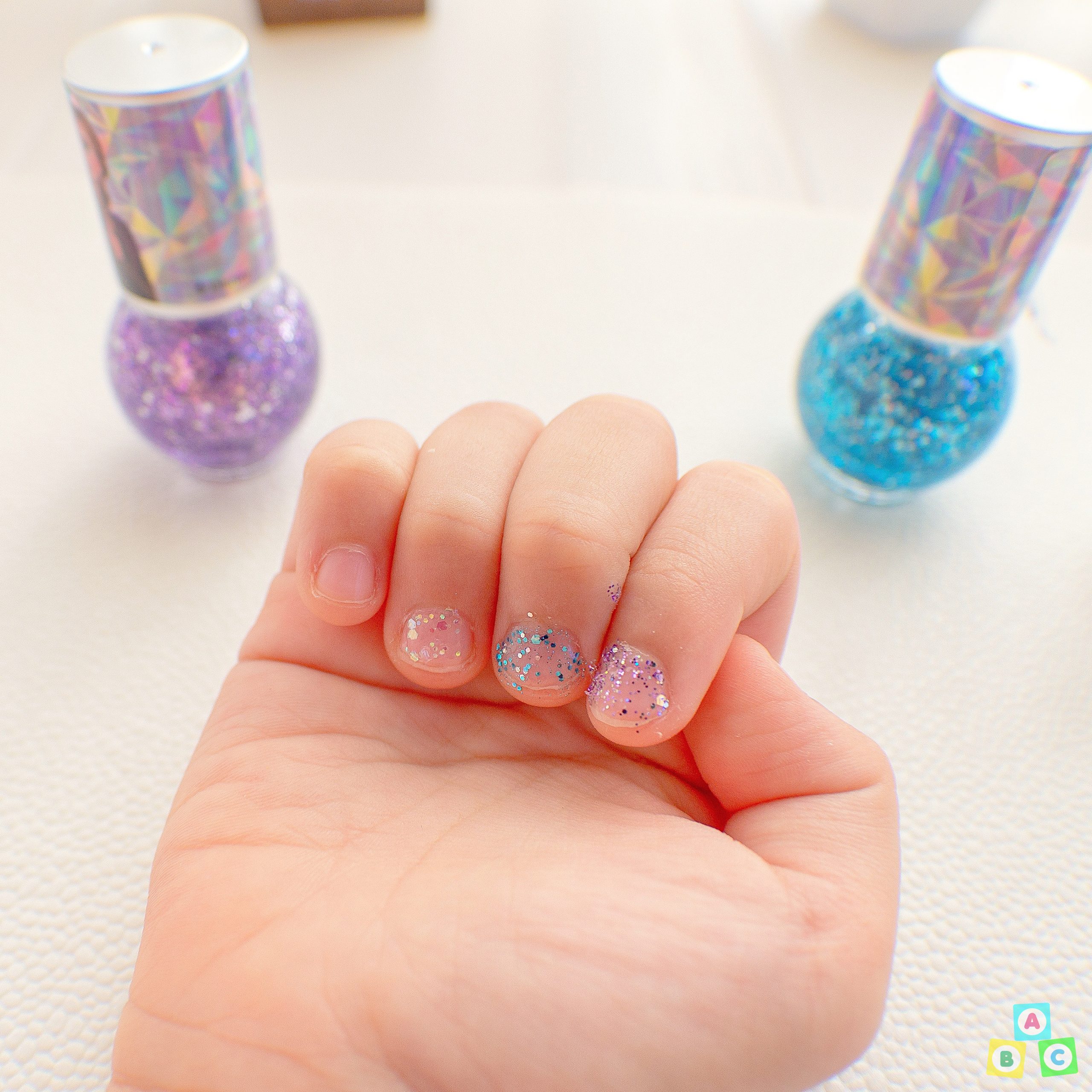 Shushu Sassy Nail Painting Bling Under Sun